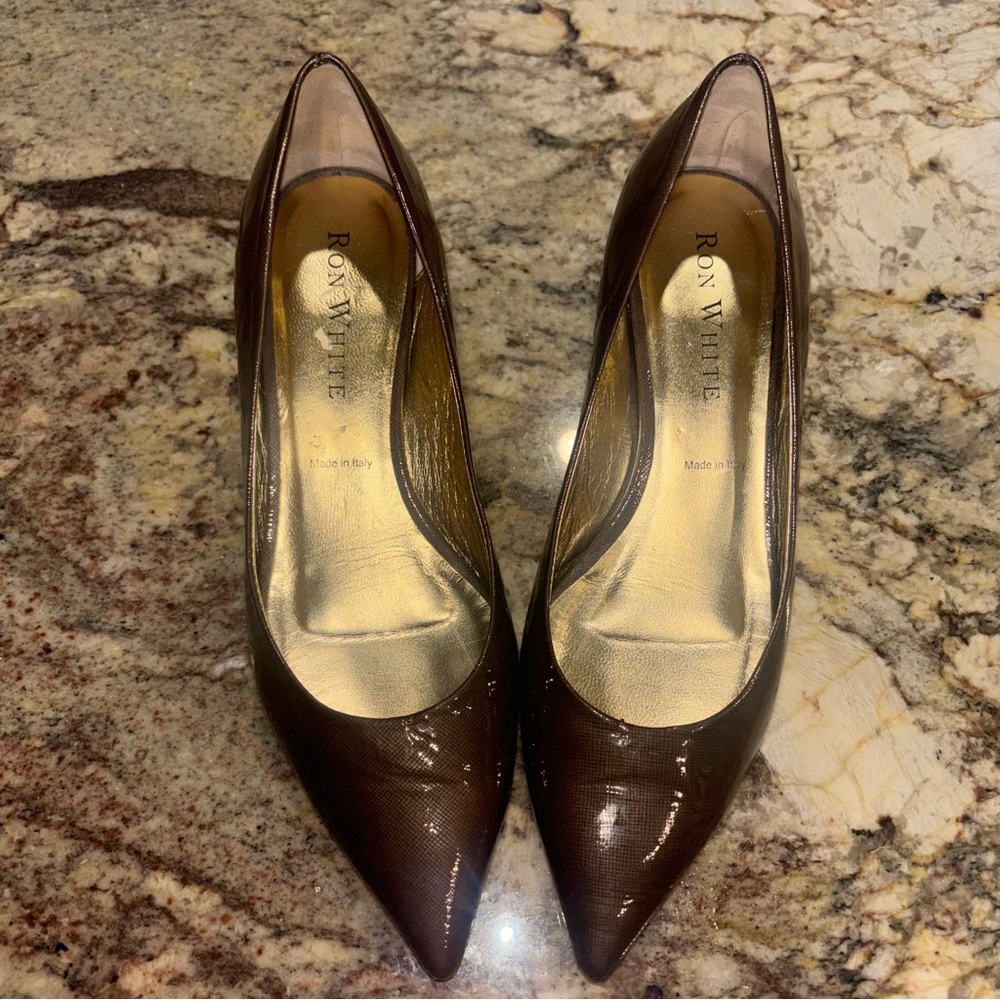 Ron White Patent Leather Kitten Heels Sz 38